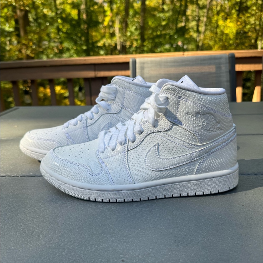 Women’s Nike Air Jordan 1 Mid White Snake